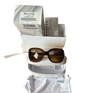 Oakley Tortoise Sunglasses with White Accessories